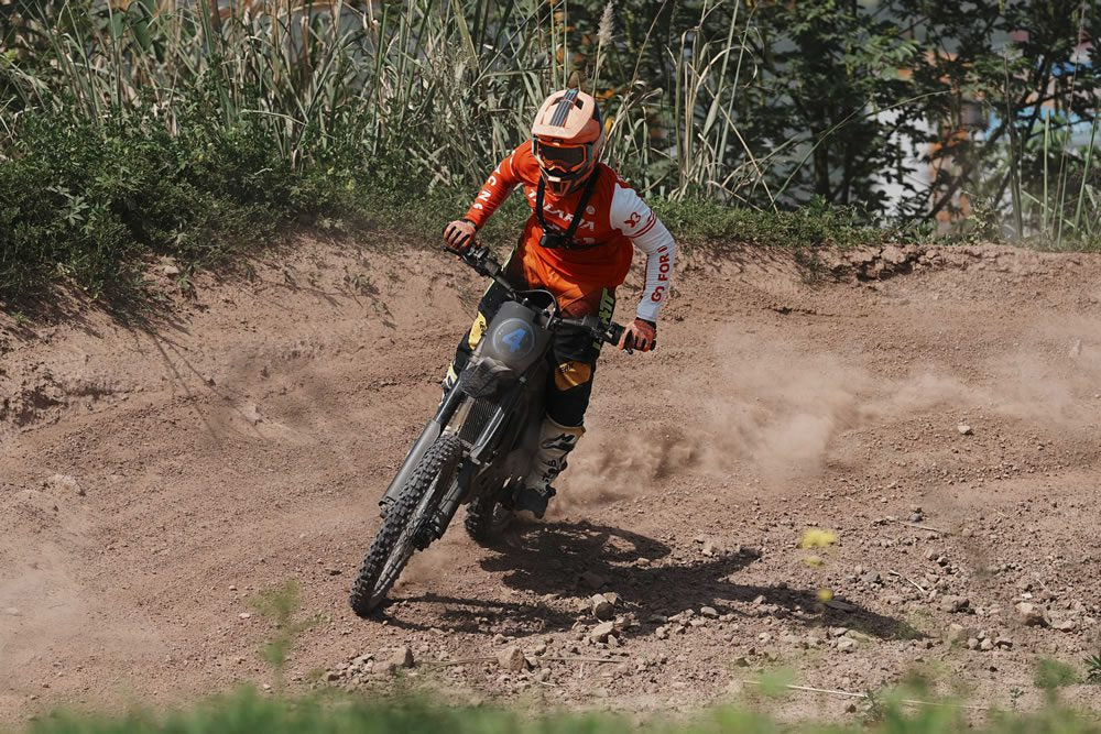 Talaria Komodo TL6000